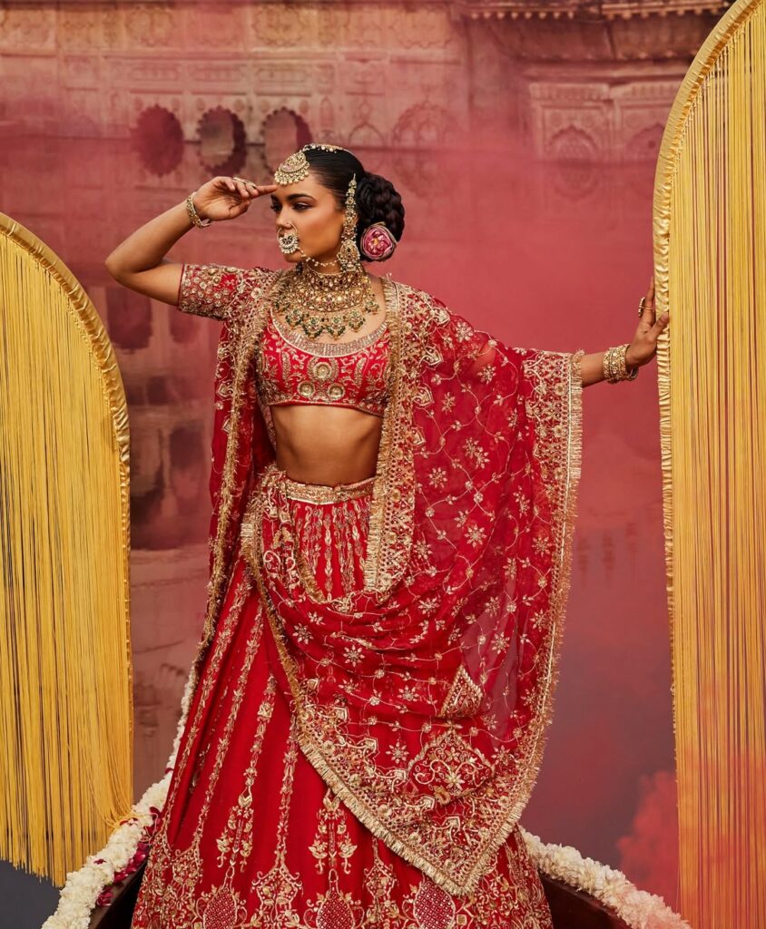 red lehnga2.1